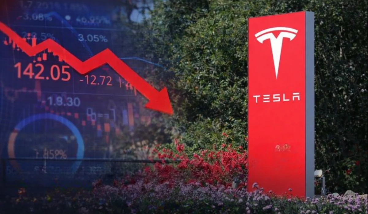 Tesla Stock Slides As Investors Eye Q4 Earnings